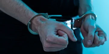 Sabunçuda evdən 10 min manatlıq qızıl-zinət əşyaları oğurlamaqda şübhəli bilinən şəxs saxlanılıb