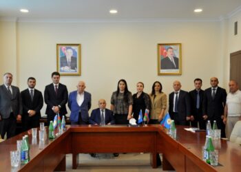FHN yanında İctimai şuranın üzvləri arasında görüş keçirilib