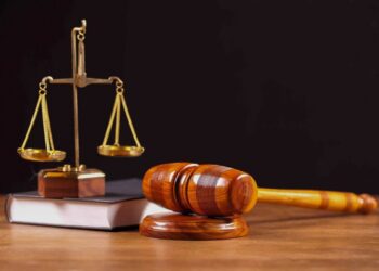 Vəzifəli şəxsin qərarına qanunsuz təsir göstərmiş şəxslə bağlı cinayət işi məhkəməyə göndərilib