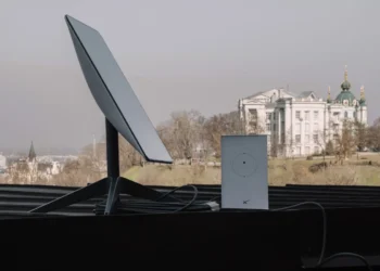 Ukrayna: “Starlink” və “Starshield” rabitə sistemlərinin sürəti saatda 400 kilometri ötüb