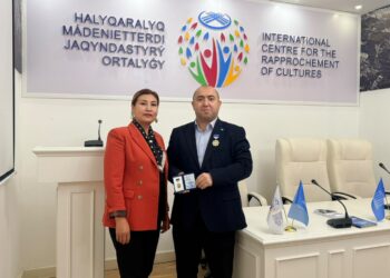 Aqil Ələsgər Qazaxıstanda beynəlxalq konfransda Tokayev adına orden ilə təltif edildi – FOTOLAR