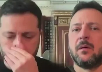 “Çətindir, heç yatmıram” – Zelenski göz yaşlarına boğuldu