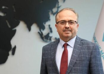 Türkiyənin Azərbaycandakı səfiri iki ölkə şairlərinin yaradıcılığı ilə bağlı təkliflə çıxış edib