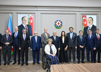 Əli Əsədov beynəlxalq və xarici ölkələrin paralimpiya komitələrinin rəhbər şəxsləri ilə görüşüb