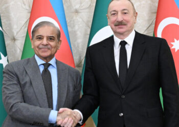 Şahbaz Şərif İlham Əliyevə zəng edib