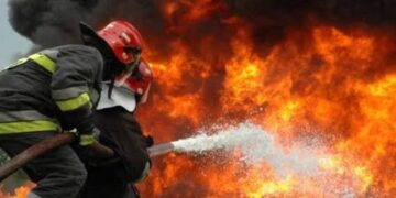 Bakıda yaşayış binasında yanğın olub
