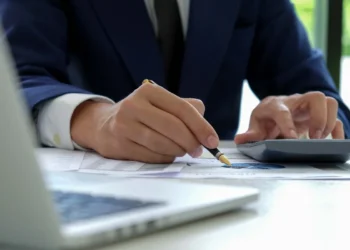 ARDNF texnologiya şirkətlərinə investisiyalarını 19 %-ə yaxın artırıb