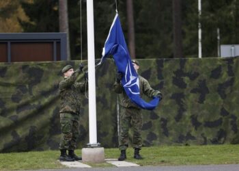 NATO Rusiya ilə münaqişə vəziyyətində danışıqlar aparacaq