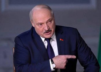 Lukaşenko Belarusda qiymət artımını qadağan etdi