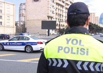 Yol polisi sürücü və piyadalara müraciət edib