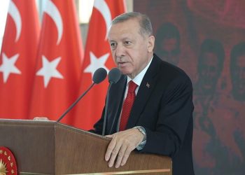 Ərdoğan: “Avropa Ukraynaya həmişəlik yardım edə bilməyəcək”