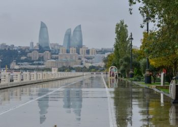 Həftəsonu yağış yağacaq, şimşək çaxacaq