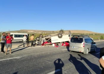 Türkiyədə ağır yol qəzası baş verib, azı 20 nəfər yaralanıb