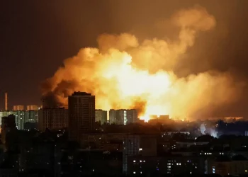 Ukrayna raket zərbələrinə məruz qalıb, xəsarət alanlar var