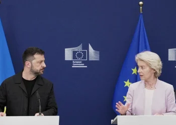 Zelenski və Ursula fon der Lyayen arasında telefon danışığı olub