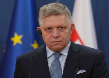 Slovakiyanın baş naziri Ukraynaya qoşun göndərməkdən danışıb