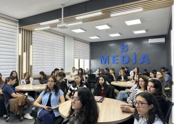 “Konstitusiya və Suverenlik İli” çərçivəsində BDU-da tələbələr üçün növbəti master-klas keçirilib