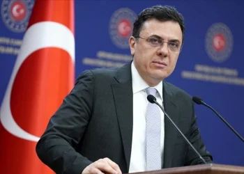 İsrailin saxladığı üç türkiyəli deputat ölkələrinə qayıdıb