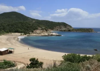 Sardiniyada “pərilər evi”nin qədim qəbirləri aşkar edilib