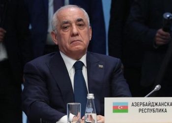 Baş nazir Minskdə Zəngəzur dəhlizindən danışdı