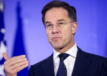 Rutte Rusiya prezidentinə müraciət edib
