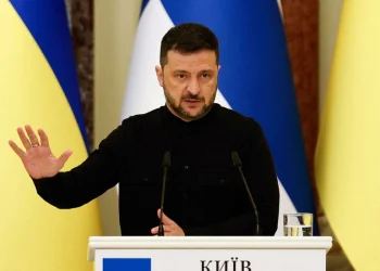 Zelenski: Rusiyanı diplomatiyaya məcbur etmək üçün zərbələri davam etdirəcəyik
