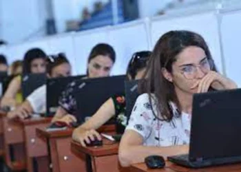 Növbəti müsahibələr barədə məlumatlar müəllimlərin şəxsi kabinetlərinə göndərilib
