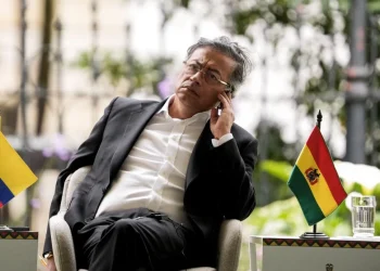 Kolumbiya Venesuela xalqını ABŞ işğalına qarşı birləşməyə çağırıb