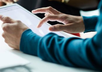 OpenAI, LinkedIn-ə rəqib iş axtarma platformu hazırlayır