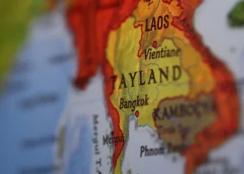 Tailandın keçmiş baş naziri Thaksin Shinawatra 1 il müddətinə azadlıqdan məhrum edilib